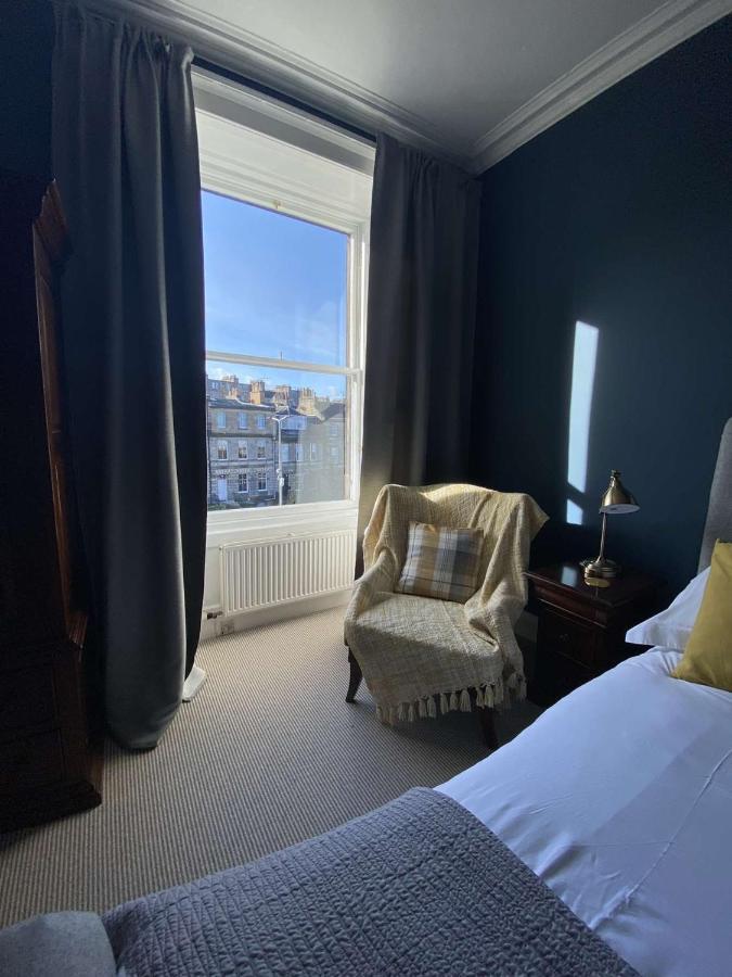 West End Townhouse Panzió EDI Kültér fotó