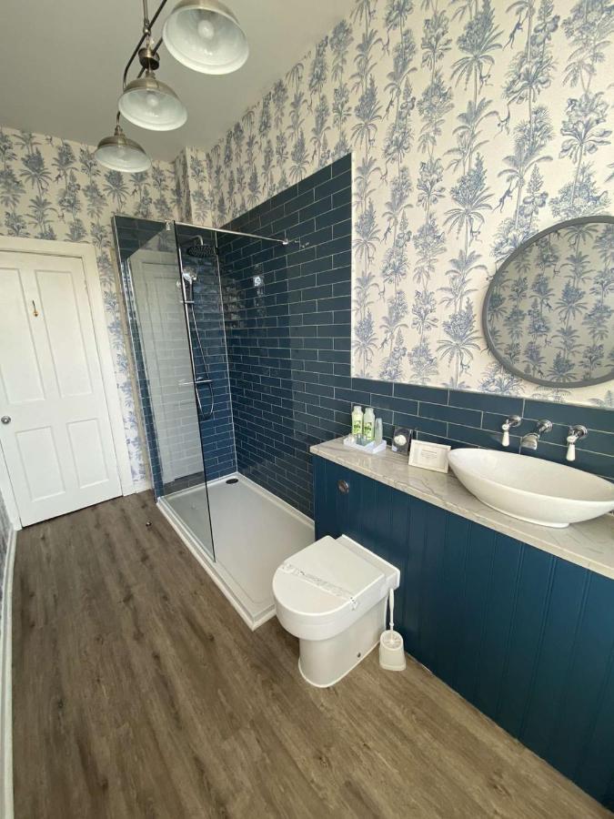 West End Townhouse Panzió EDI Kültér fotó